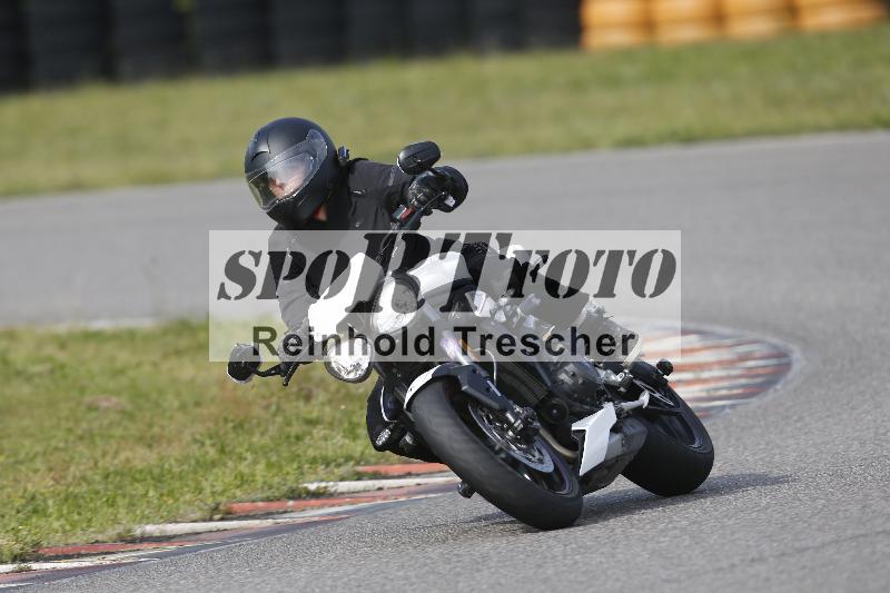 /Archiv-2024/17 01.05.2024 Speer Racing ADR/Schnuppertraining